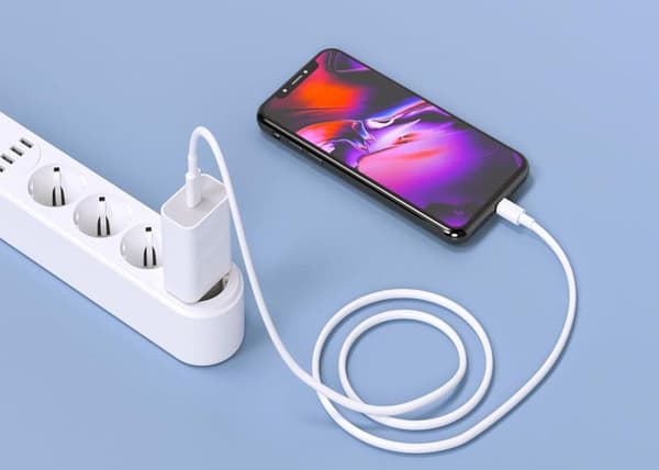 PH26 20W snabbladdare + USB-C-kabel kompatibel för Realme 12x 5G Kina (laddarpaket + 2M kabel)
