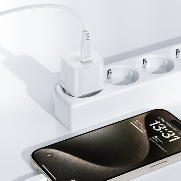Mini PD 30W GaN oplader + USB-C kabel, hvid