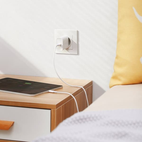 Hurtigoplader USB-C Strømforsyning 30 W Quick Charge 4.0 hvid