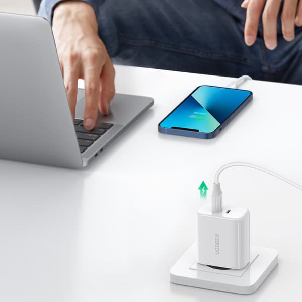 2x USB-C 40W Power Delivery telefonladdare, vit