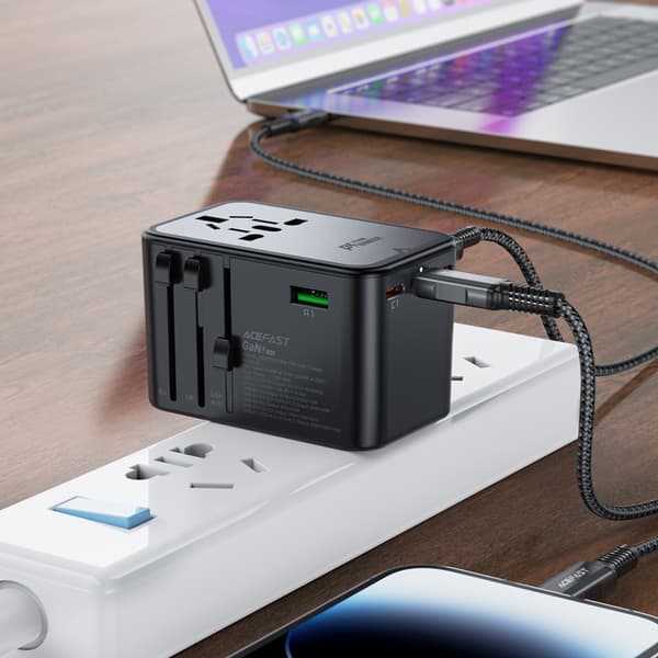 Universal GaN Rejseoplader 2x USB-A 3x USB-C stik UK EU USA AUS Sort