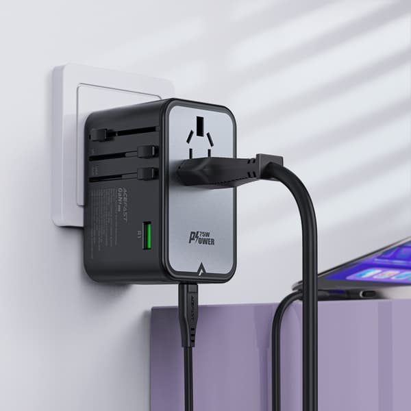 Universal GaN Rejseoplader 2x USB-A 3x USB-C stik UK EU USA AUS Sort