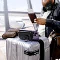 Miniatyrbillede 5 af 6: Trådløs powerbank 10000mAh 20W MagSafe med stativ + USB-C kabel, hvid