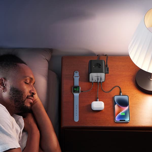 Oplader strømskinne AC 240V GaN 2x USB-C 2x USB-A 3x AC 240V - sort