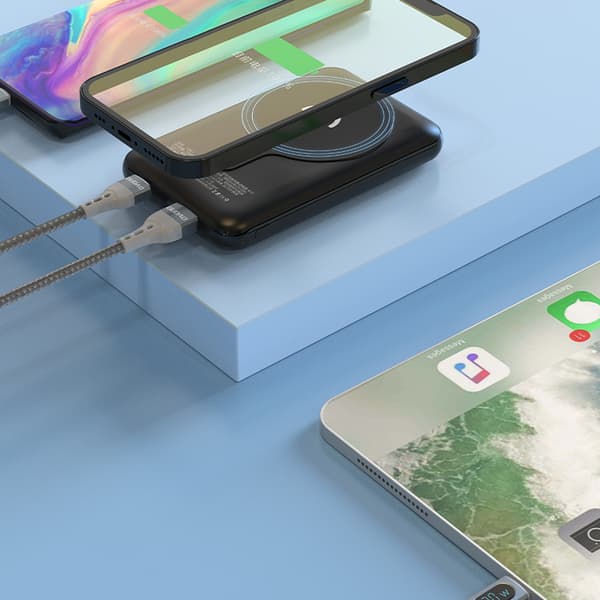 Powerbank 10000mAh TGK1 MagSafe 15W langattomalla laturilla musta