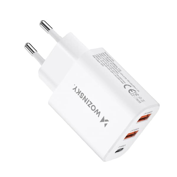 Verkkolaturi 100-240V 30W USB-C 2x USB-A valkoinen
