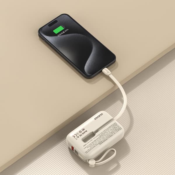 Powerbank 10000mAh med USB-C / iPhone Lightning kabler, beige