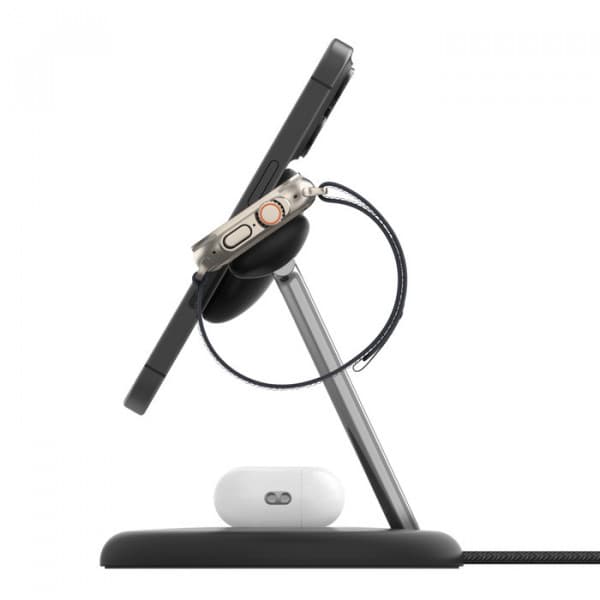 Belkin BoostCharge Pro 3-i-1 Qi2 trådlös laddningsstation med MagSafe, svart