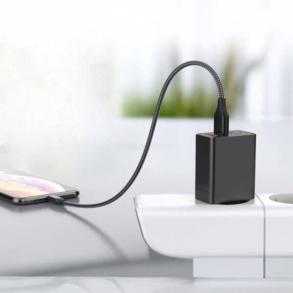 Snabbladdare 4x USB Quick Charge 3.0 3.1A Svart