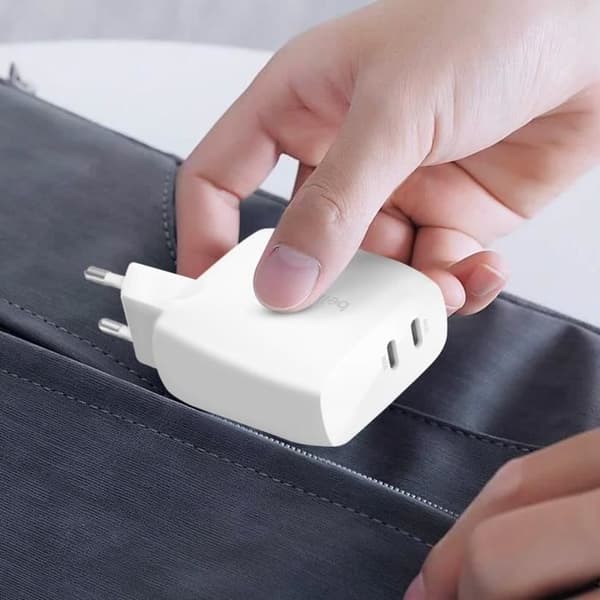 Laddare Vägg 2x USB C 30W Power Delivery PPS Kompakt Format Belkin Vit