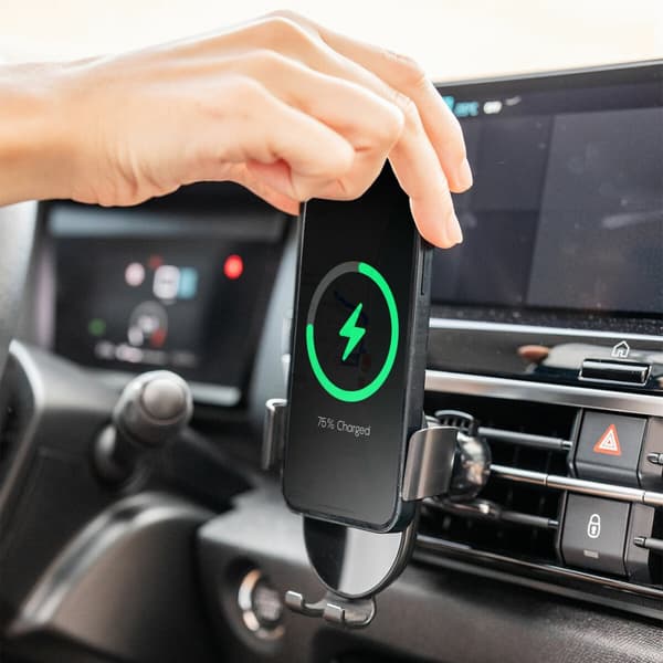 BEGAGNAD Hållare med trådlös snabbladdare för bilen Chakar InnovaGoods (Renoverade A)