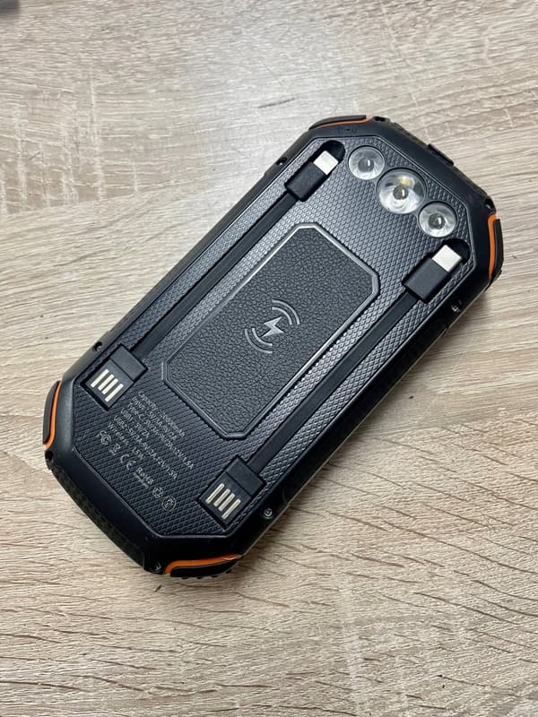 POWERBANK SOLAR 20000mAh 22,5W solpaneler