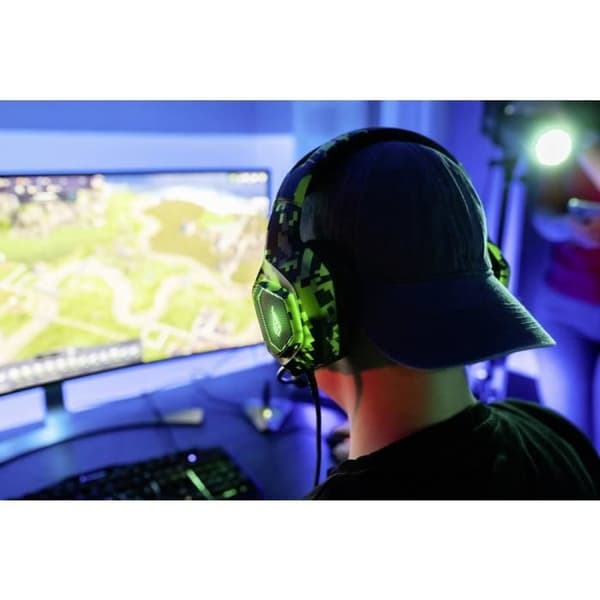 Spelhuvudset - SUREFIRE - Skirmish - Trådad - Stereo 2.0 - Grön kamouflage med inbyggd mikrofon