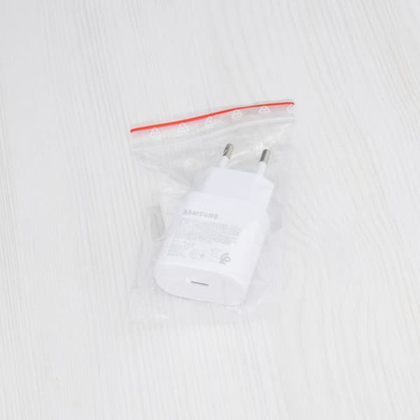 Väggladdare - Samsung - EP-TA800EWE - Type-C - Snabbladdning - 25 W, 3 A