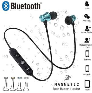 2 st bluetooth hörlurar svart och silver