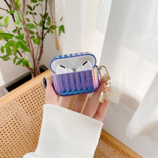 Airpods Pro-skall i neon med søte smykker i flere farger