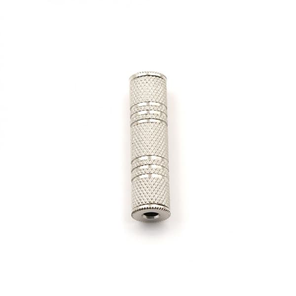 Pläterad Adapterkontakt 3.5mm hona-hona för telefoner mm, Silver