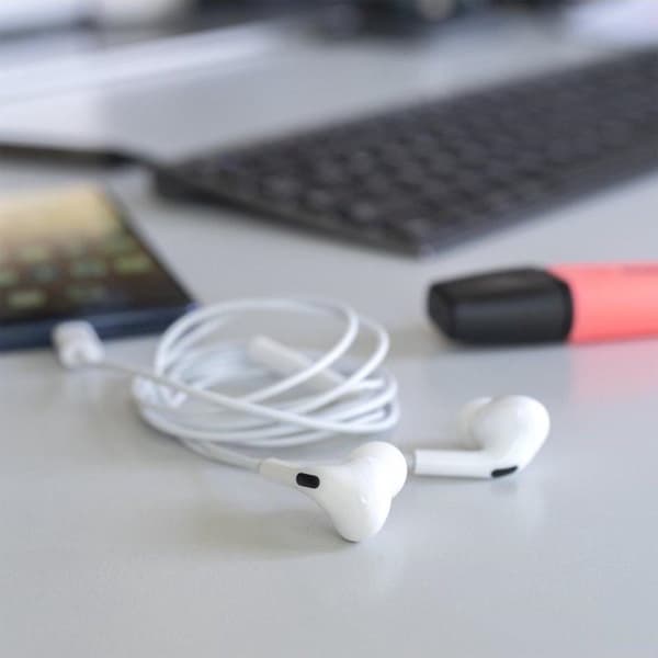 4Smarts Melody Digital Basic -kuuloke USB-C -nappikuulokkeet valkoiset