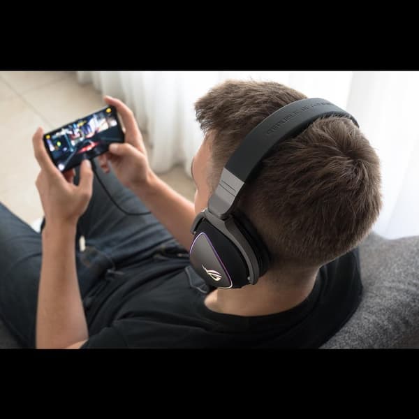 ROG Delta RGB gaming headset med Hi-Res ESS Quad-DAC