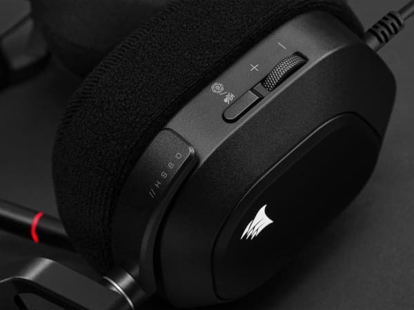 Corsair HS80 RGB USB Premium Dolby Audio 7.1 Surround pelikuulokkeet - Hiili - PC