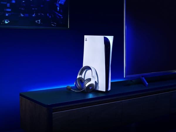Razer Kaira HyperSpeed kuulokkeet Langattomat pääpanta pelaamiseen USB Type-C Bluetooth White - Musta (RZ04-03980200-R3G1)