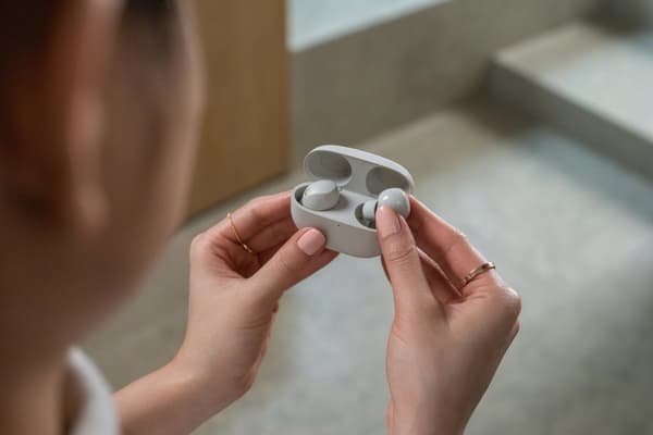 Sony WF-1000XM5 - Verkligen trådlösa brusreducerande hörlurar - Silver