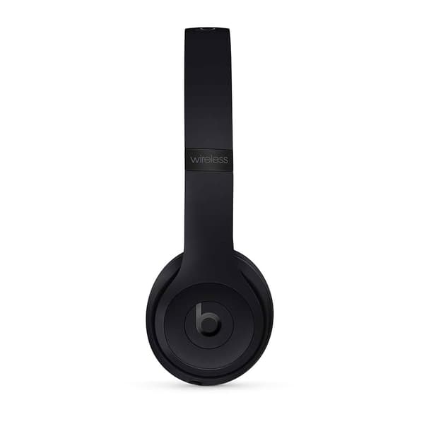 Beats by Dr. Dre Solo3 langattomat kuulokkeet korvissa