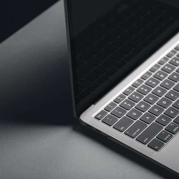 Moshi Macbook Pro 16'' Skärmskydd iVisor XT - Svart
