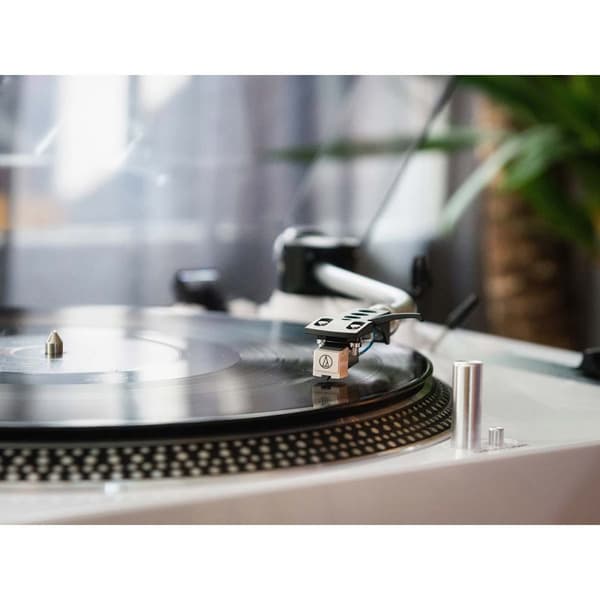 Lenco L-3810 Direktedrevet platespiller med USB-opptak