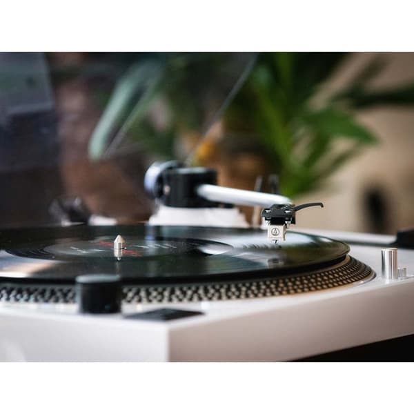 Lenco L-3810 Direktedrevet platespiller med USB-opptak
