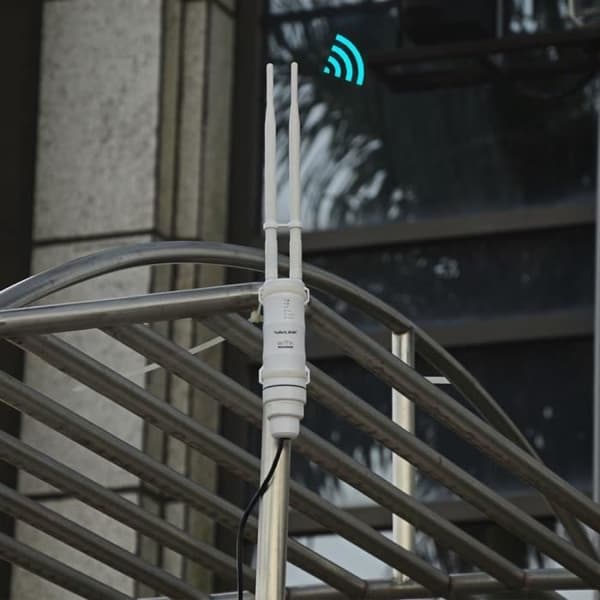 WiFi Förlängare Utomhus - WAVLINK - AC600 - Dual Band - Passiv PoE - Väderbeständig