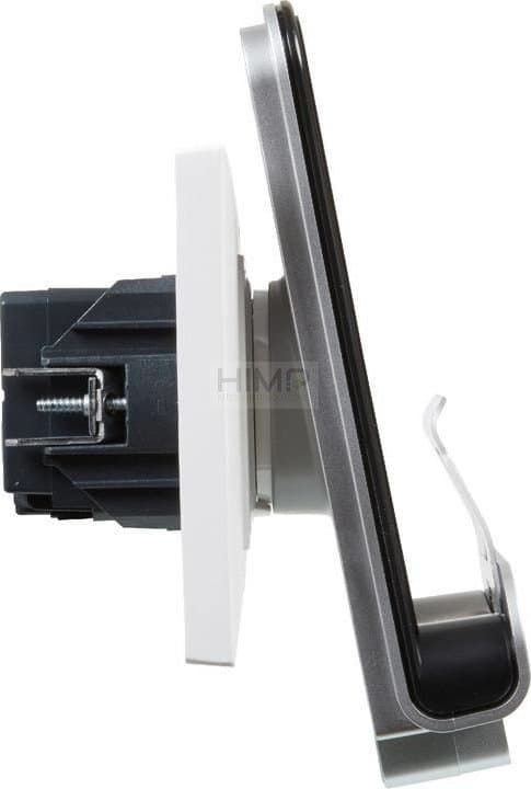 Legrand Niloe Step lader - induktiv lader + USB type A-kontakt 863039
