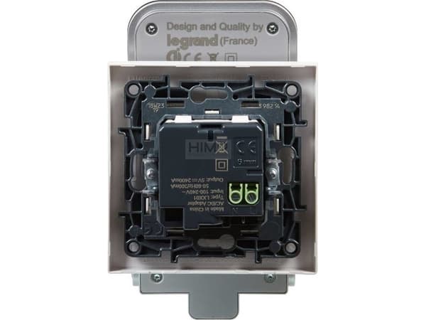 Legrand Niloe Step lader - induktiv lader + USB type A-kontakt 863039