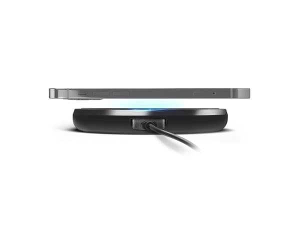 SBS TEWIRELESSUF10W, Innendørs, USB, Trådløs lading, Sort