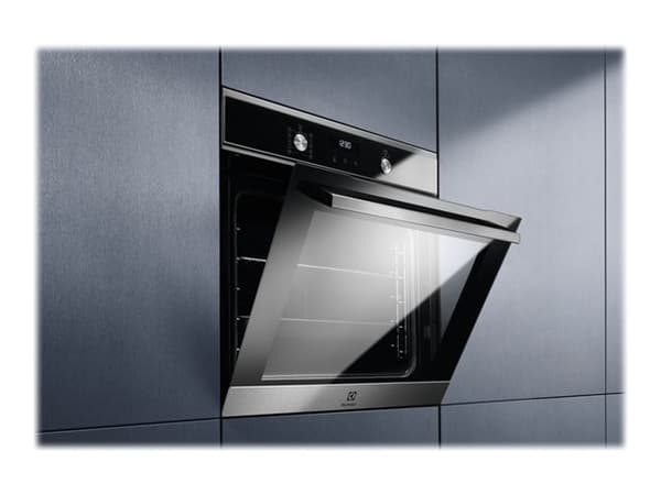 Electrolux SurroundCook 600 EOF6P70X - Ovn - innebygd - fordypning - bredde: 56 cm - dybde: 55 cm - høyde: 60 cm - med selvrens - Klasse A+ - rustfri Sort, Rustfritt stål