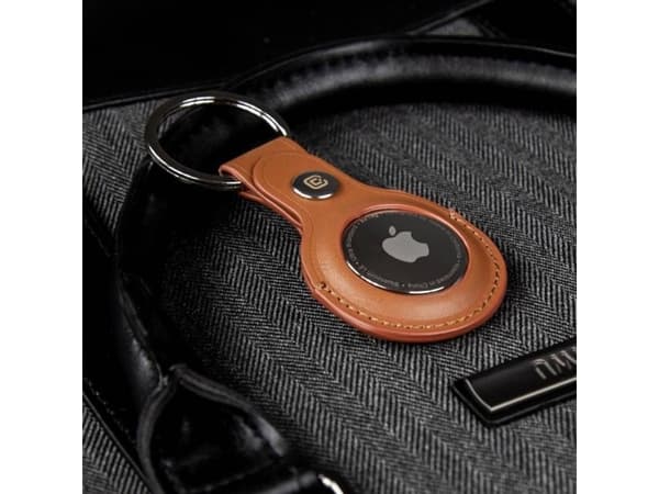 Crong Crong Leather Case with Key Ring Skórzany brelok do Apple AirTag (brązowy)