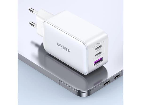 Ugreen lader UGREEN 15339 Nexode nettverkslader, 2xUSB-C, USB-A 3.0, PD3.0, QC4.0, GaN, 140W (hvit)