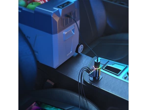 Joyroom Joyroom nopea autolaturi 4in1 USB-A QC3.0 / 2xUSB-C PD 150W musta (JR-CL21)