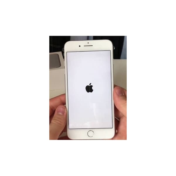 BEGAGNAD iPhone 7 32GB Silver med 1 års garanti