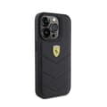 Pikkukuva 4 / 8: Ferrari tikattu metallilogo - iPhone 15 Pro -kuori (musta)