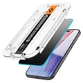 Pikkukuva 2 / 9: Spigen GLAS.TR EZ FIT Privacy - Karkaistu lasi tietosuojasuodattimella iPhone 15 Plus -puhelimelle