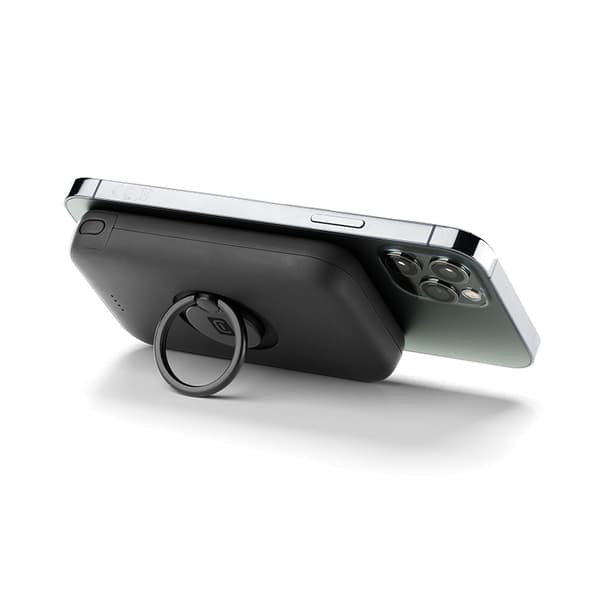 Cellularline Ring MAG 5000 - Induktions powerbank 5000mAh 7,5W MagSafe med stativfunktion (sort)
