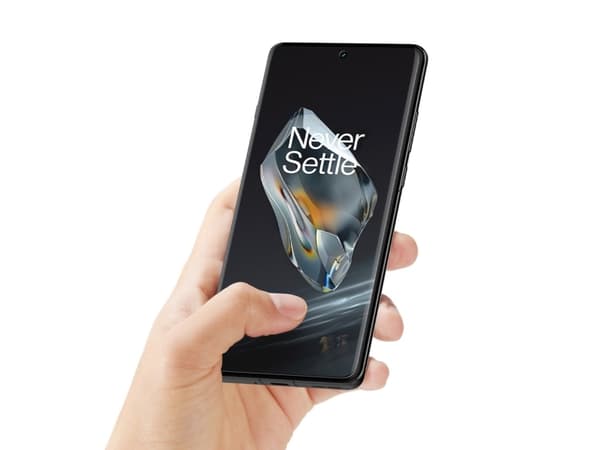 Spigen Neo Flex, OnePlus, OnePlus 12 (2024), Dammresistent, Reptålig, Transparent, 2 styck