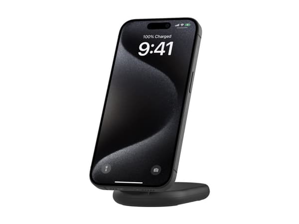 Belkin BoostCharge - Trådlöst laddställ - magnetisk, hopfällbar, med Qi2 + växelströmsadapter - 15 Watt - 3 A - Fast Charge, Strömmatning 3.1 - svart