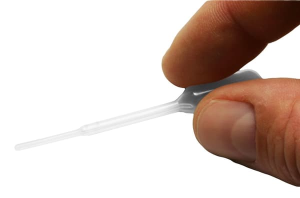Sæt med 100 meget små pipetter (0,2 ml, til hyppig brug)