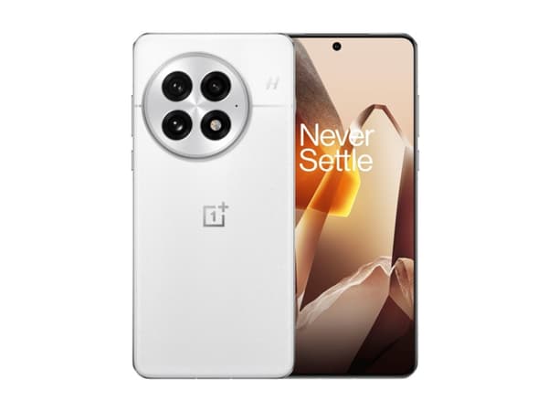 OnePlus 13 - 5G älypuhelin - dual-SIM - RAM 16 GB / Sisäinen muisti 512 GB - OLED-näyttö - 6,82" - 3168 x 1440 pikseliä (120 Hz) - 3x takakamera 50 M Valkoinen