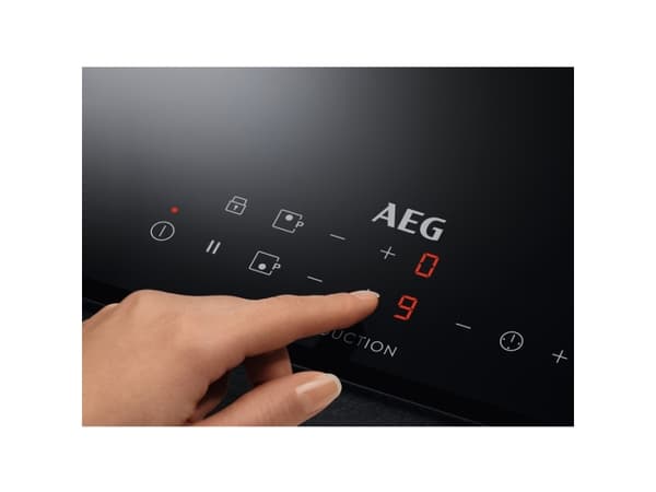 AEG IKB32300CB, Musta, Kiinteä, 29 cm, Keittoalueinduktioliesi, 2 alue(tta), 2 alue(tta)