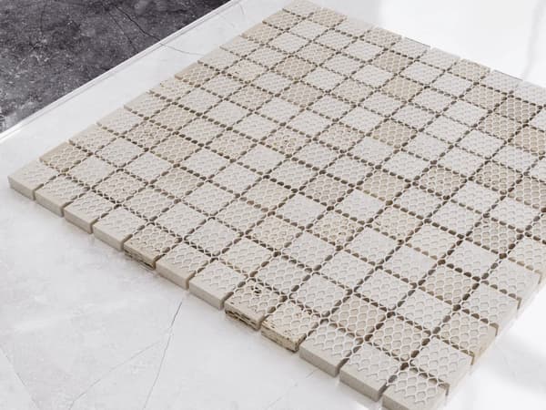 STENMOSAIK TRAVERTIN ARES