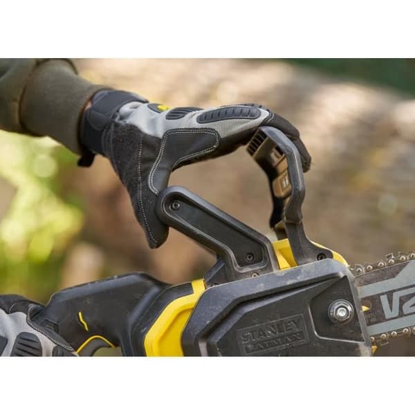 "STANLEY FATMAX V20 - Motorsåg 30 cm BRUSHLESS 18V - 1 x 4 Ah - SFMCCS730M1-QW"