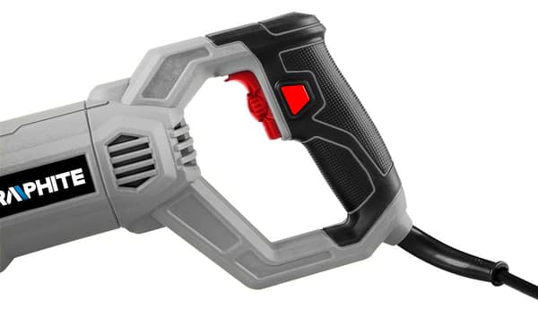 710 W mäntäsaha